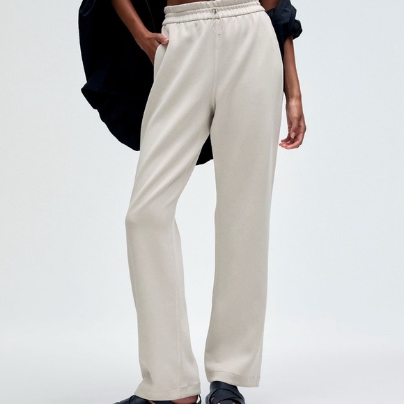 Lululemon Athletica SoftStreme High Rise - Picture 1 of 1